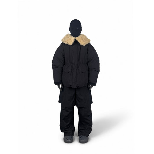 DOWNTOWN DOWN PARKA (BLACK)