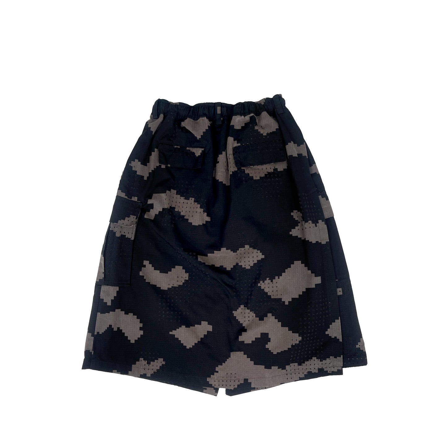 GRID CAMO OVERLAY SHORTS (BLACK)