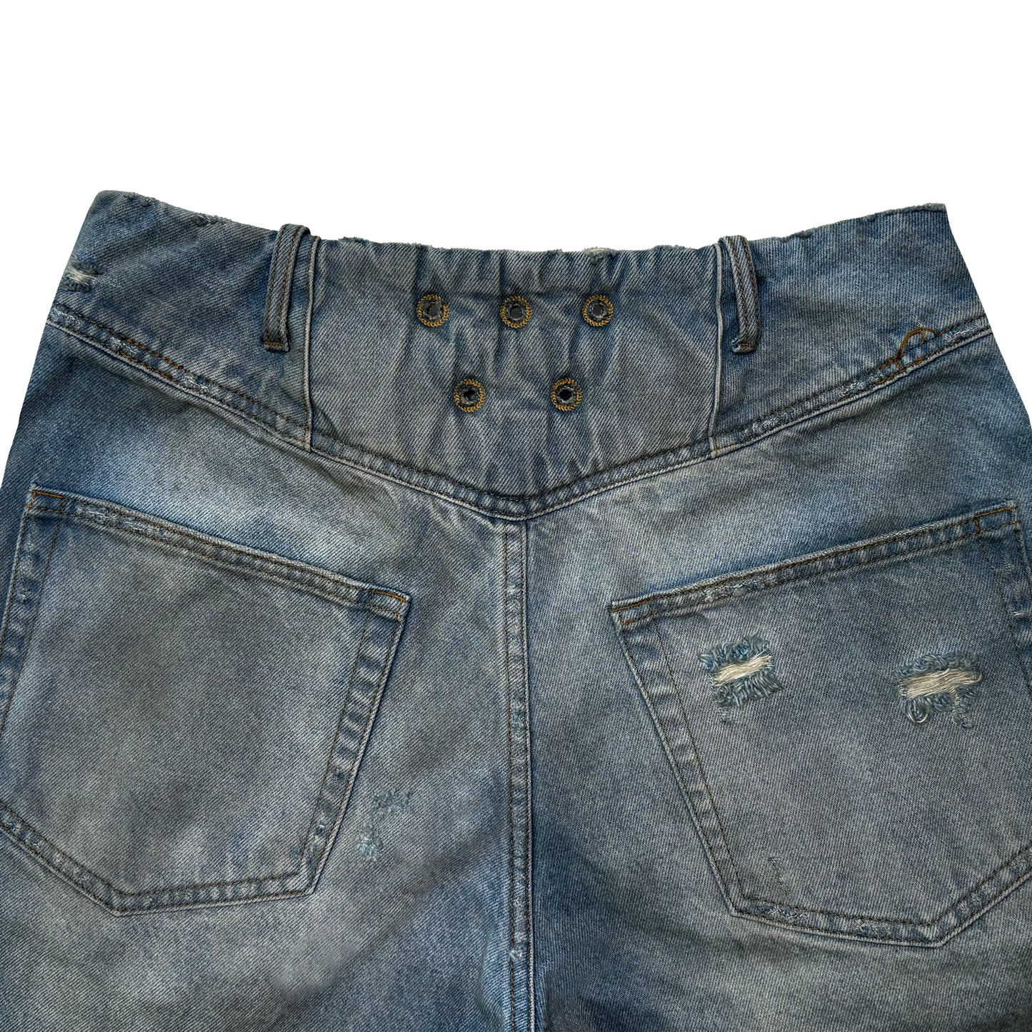 DISTRESSED DENIM SHORTS (BLUE)